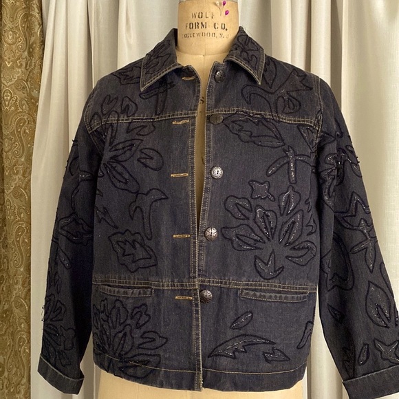 Black faded or grayish embroidery denim jacket - Picture 1 of 10